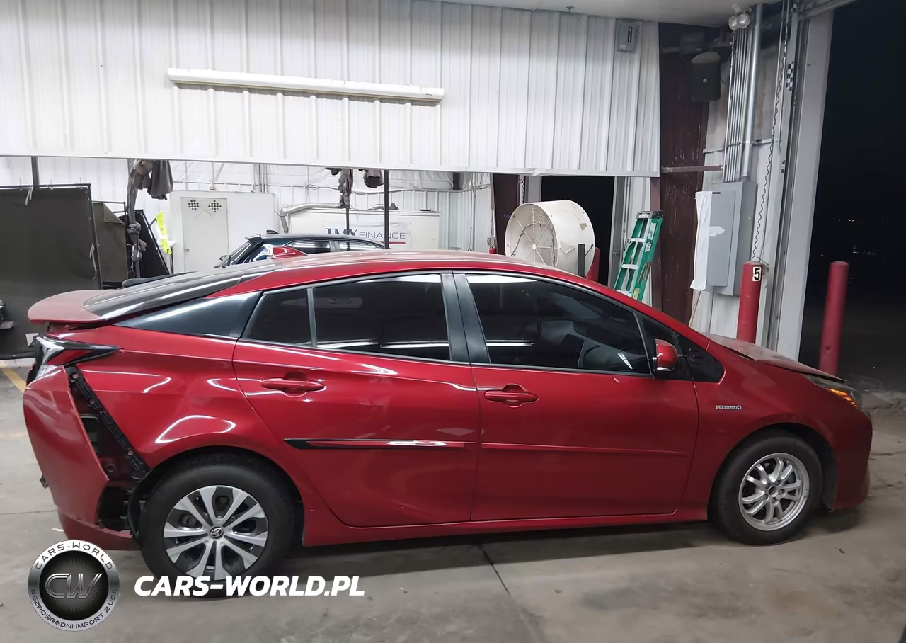 2016 Toyota Prius Three VIN:JTDKARFU8G3520234 - 12