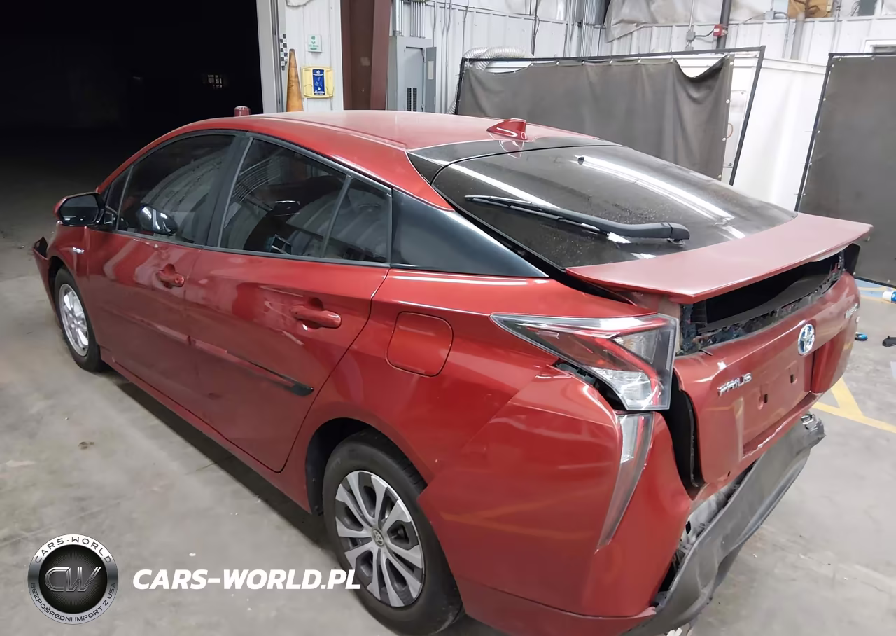 2016 Toyota Prius Three VIN:JTDKARFU8G3520234 - 3
