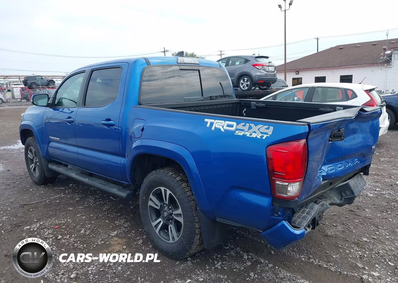 2017 Toyota Tacoma Trd Sport VIN:3TMCZ5AN6HM048928 - 3