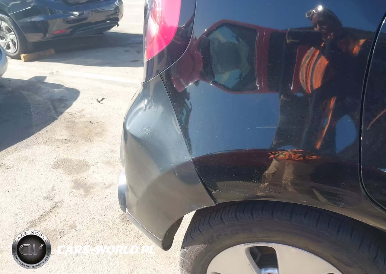 2015 Kia Soul VIN:KNDJN2A23F7153506 - 12