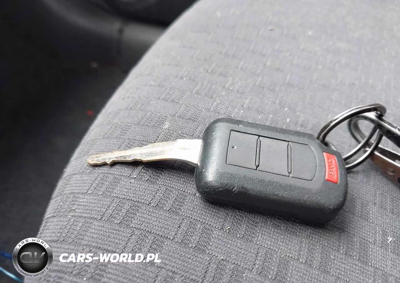 2018 Mitsubishi Mirage Es VIN:ML32A3HJ0JH004706 - 11
