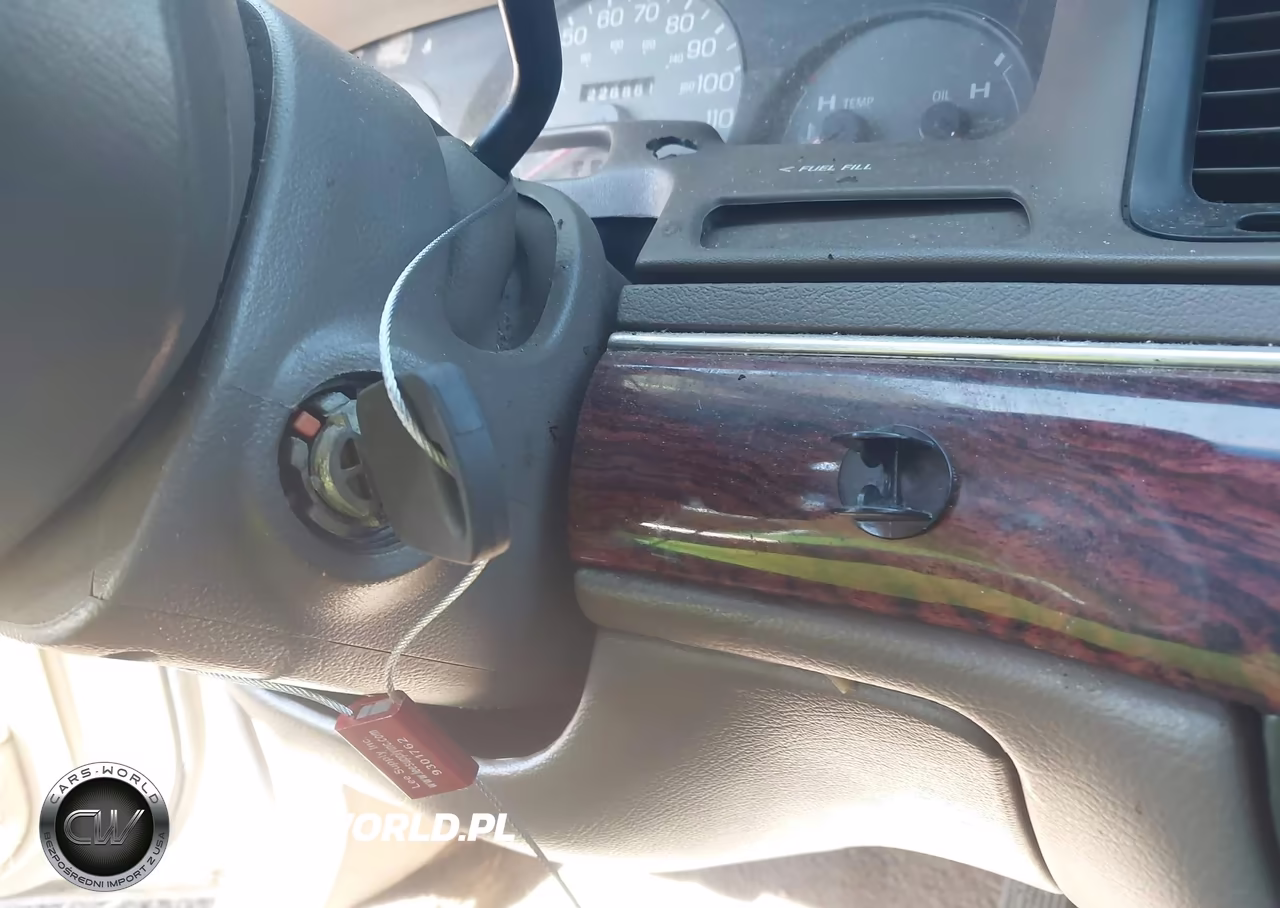 2000 Mercury Grand Marquis Gs VIN:2MEFM74W9YX724139 - 11
