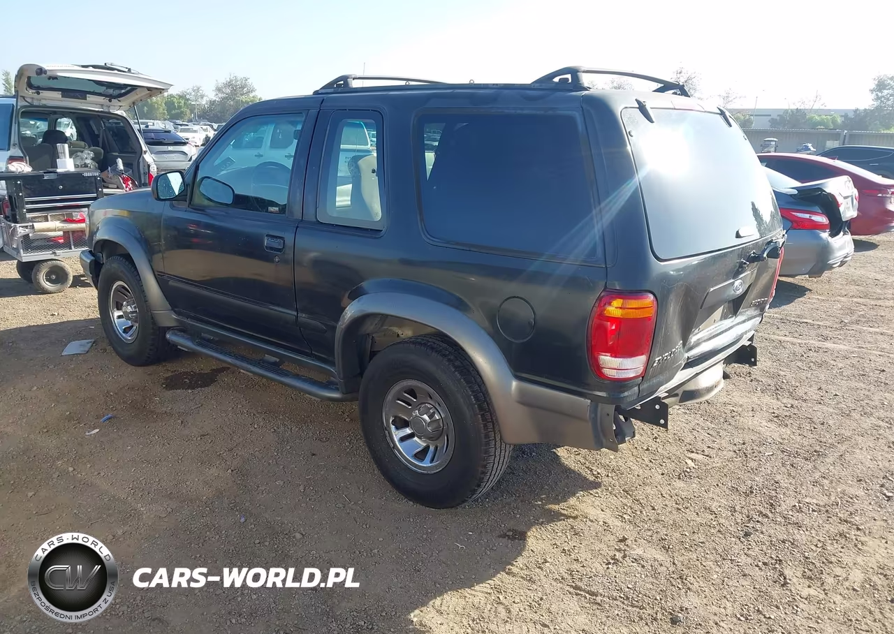 1999 Ford Explorer Sport VIN:1FMYU22XXXUB28662 - 3