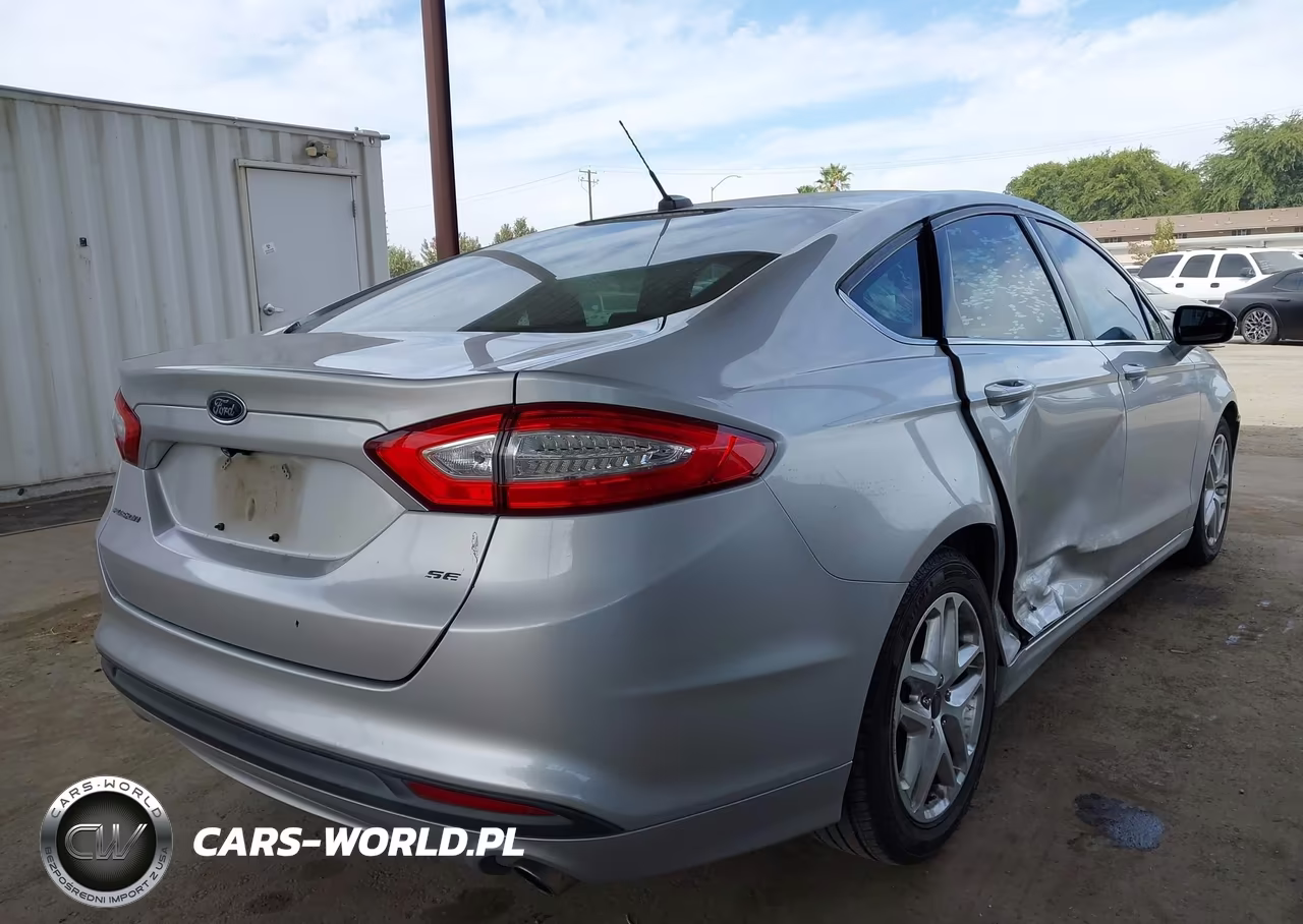 2015 Ford Fusion Se VIN:3FA6P0H71FR296801 - 4