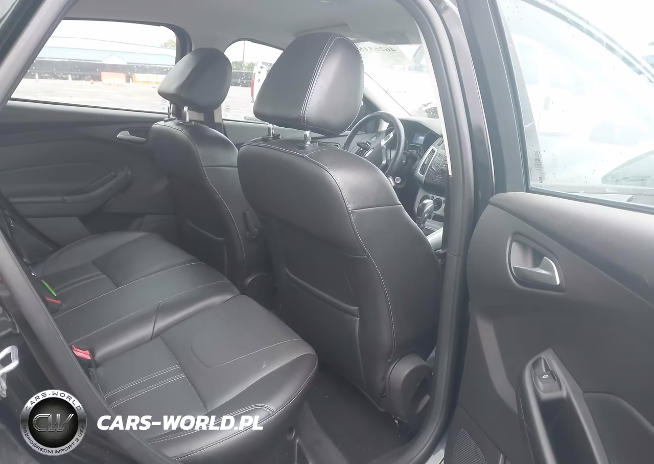 2014 Ford Focus Se VIN:1FADP3F24EL183261 - 8