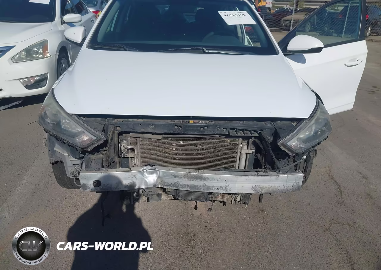 2019 Hyundai Ioniq Hybrid Blue VIN:KMHC65LC1KU131380 - 6