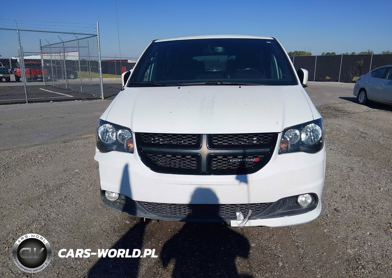 2018 Dodge Grand Caravan Se Plus VIN:2C4RDGBG9JR198745 - 12