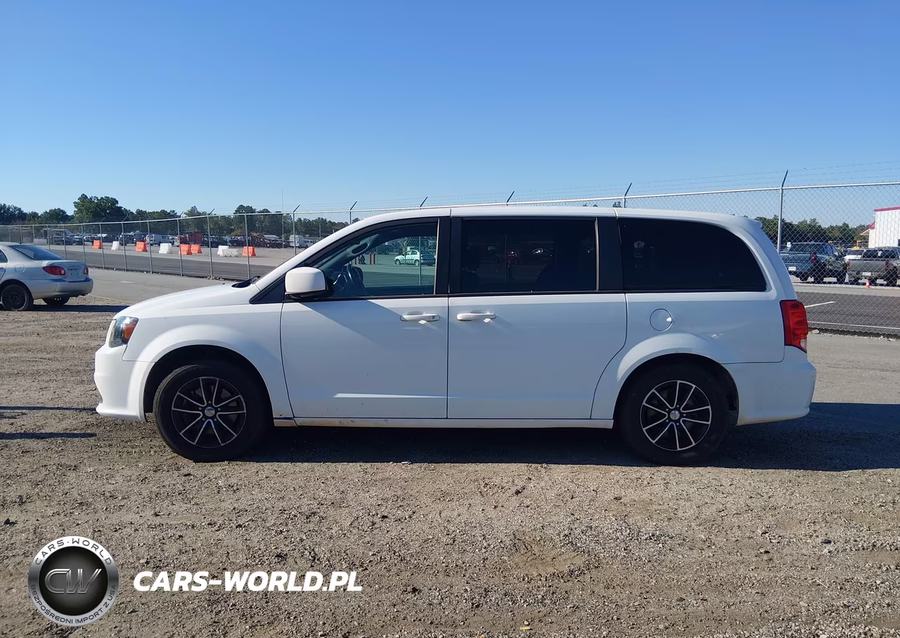2018 Dodge Grand Caravan Se Plus VIN:2C4RDGBG9JR198745 - 14