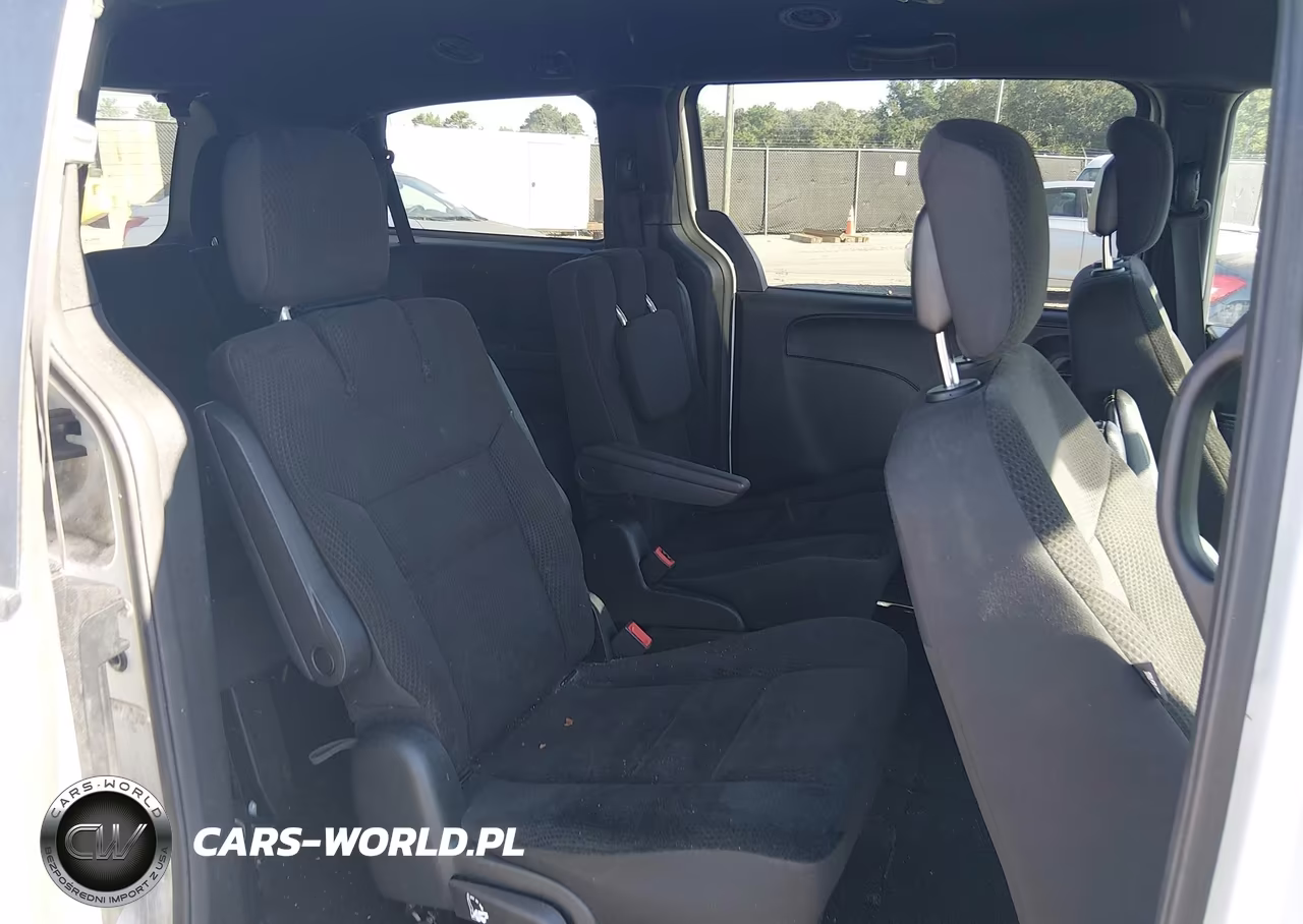 2018 Dodge Grand Caravan Se Plus VIN:2C4RDGBG9JR198745 - 8