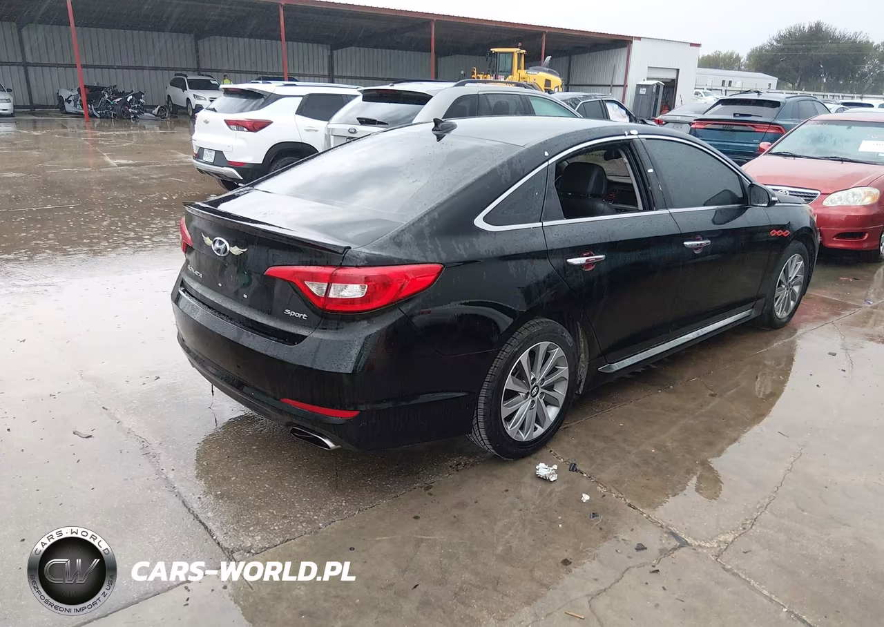 2017 Hyundai Sonata Sport VIN:5NPE34AF3HH592337 - 4