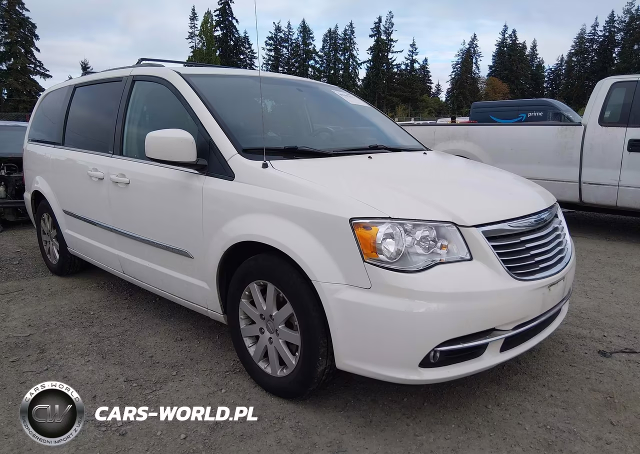 2013 Chrysler Town & Country Touring – zdjęcie 1 z 14