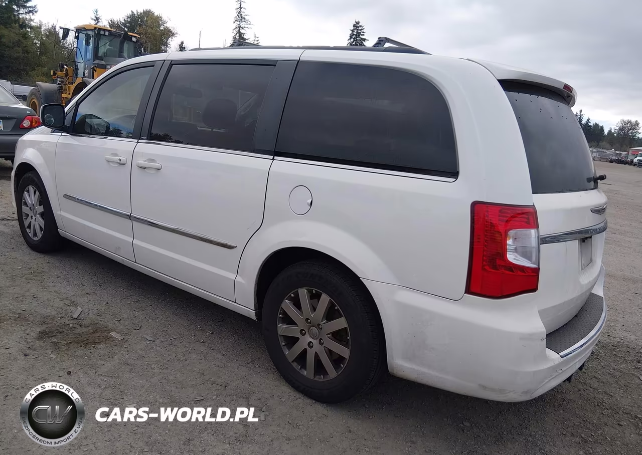 2013 Chrysler Town & Country Touring VIN:2C4RC1BG4DR696999 - 3