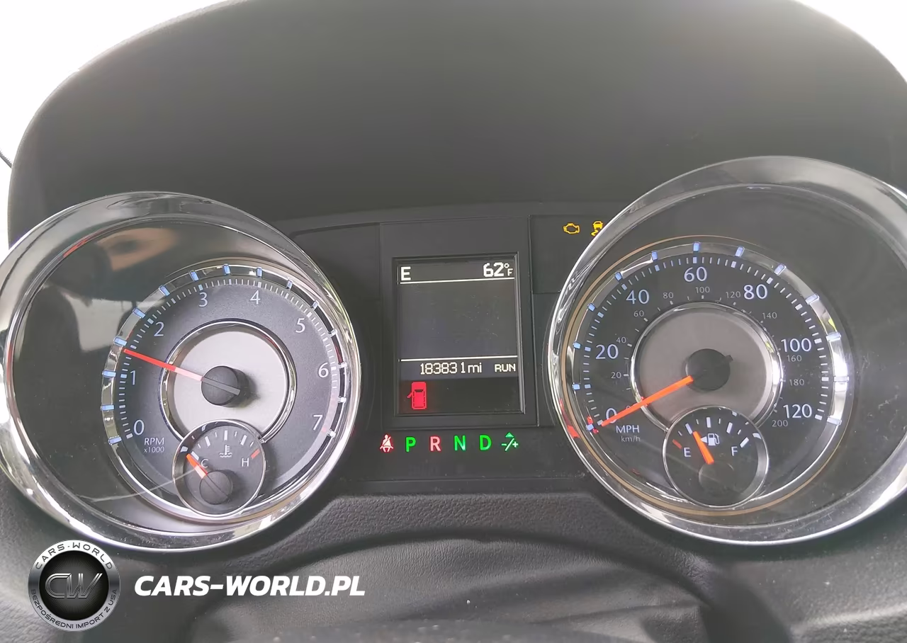 2013 Chrysler Town & Country Touring VIN:2C4RC1BG4DR696999 - 7