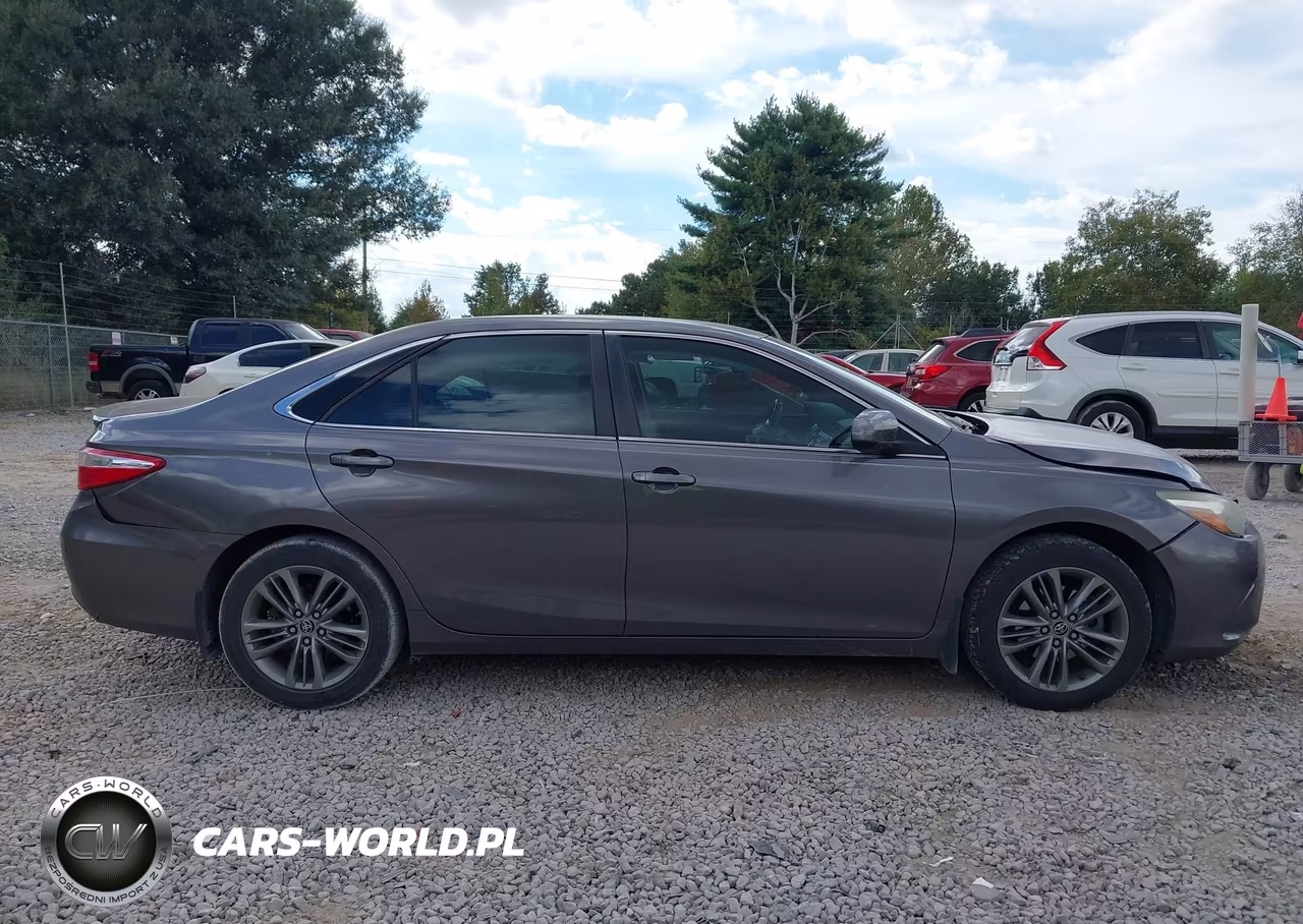 2016 Toyota Camry Se VIN:4T1BF1FK8GU119208 - 13