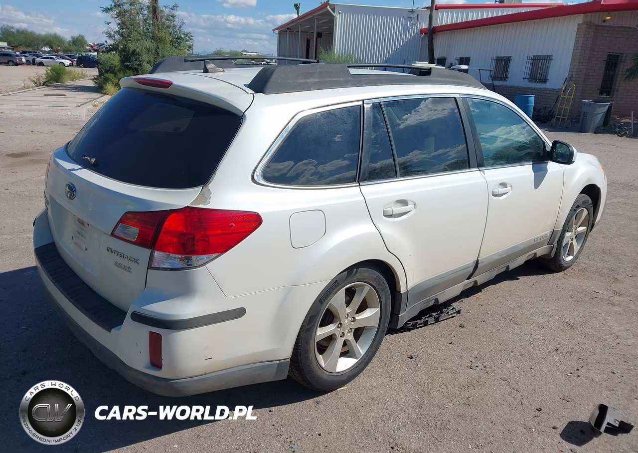 2013 Subaru Outback 2.5I Limited VIN:4S4BRBKCXD3287719 - 4