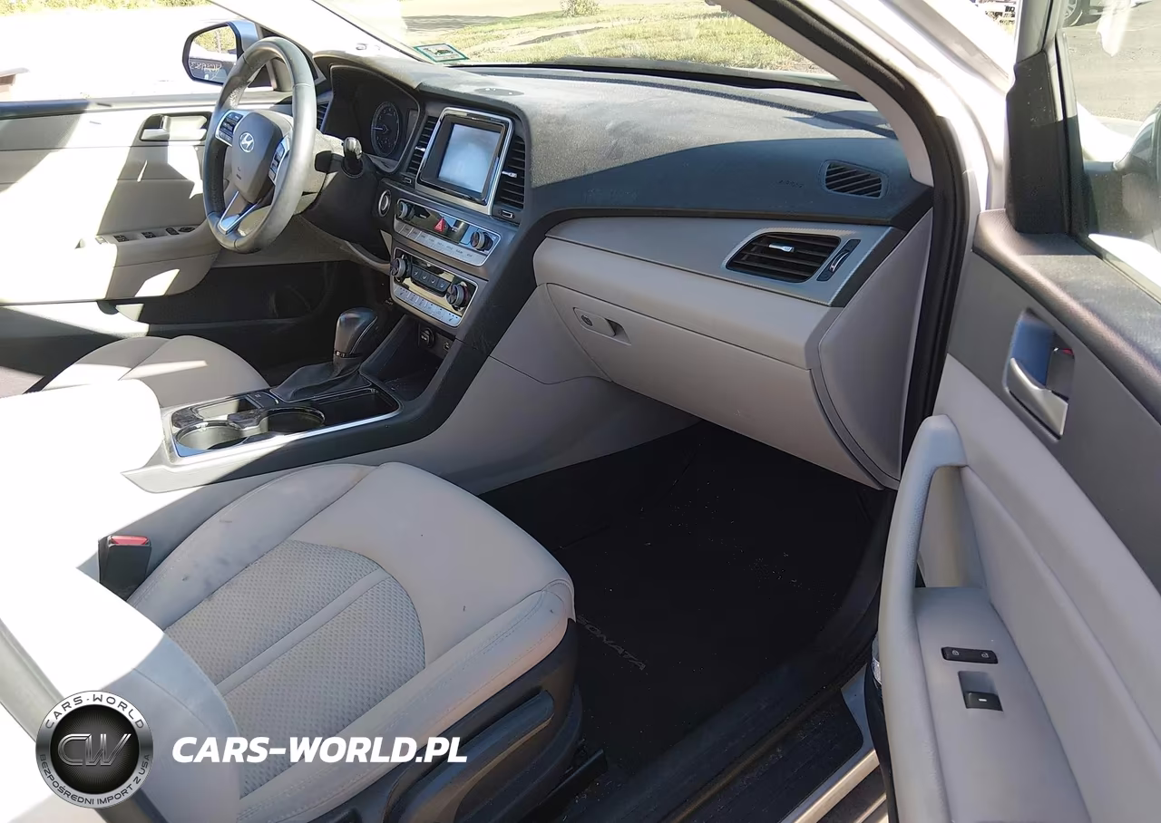 2018 Hyundai Sonata Sel VIN:5NPE34AF4JH609832 - 5