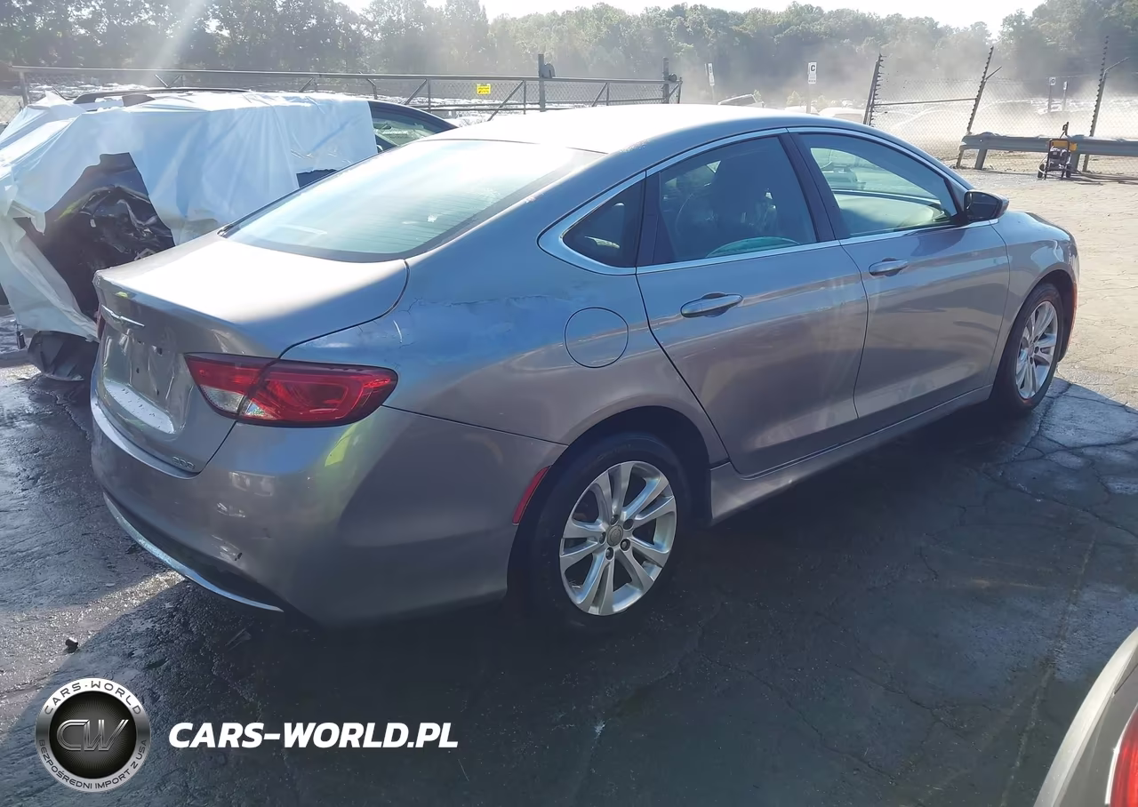 2015 Chrysler 200 Limited VIN:1C3CCCAB8FN616051 - 4