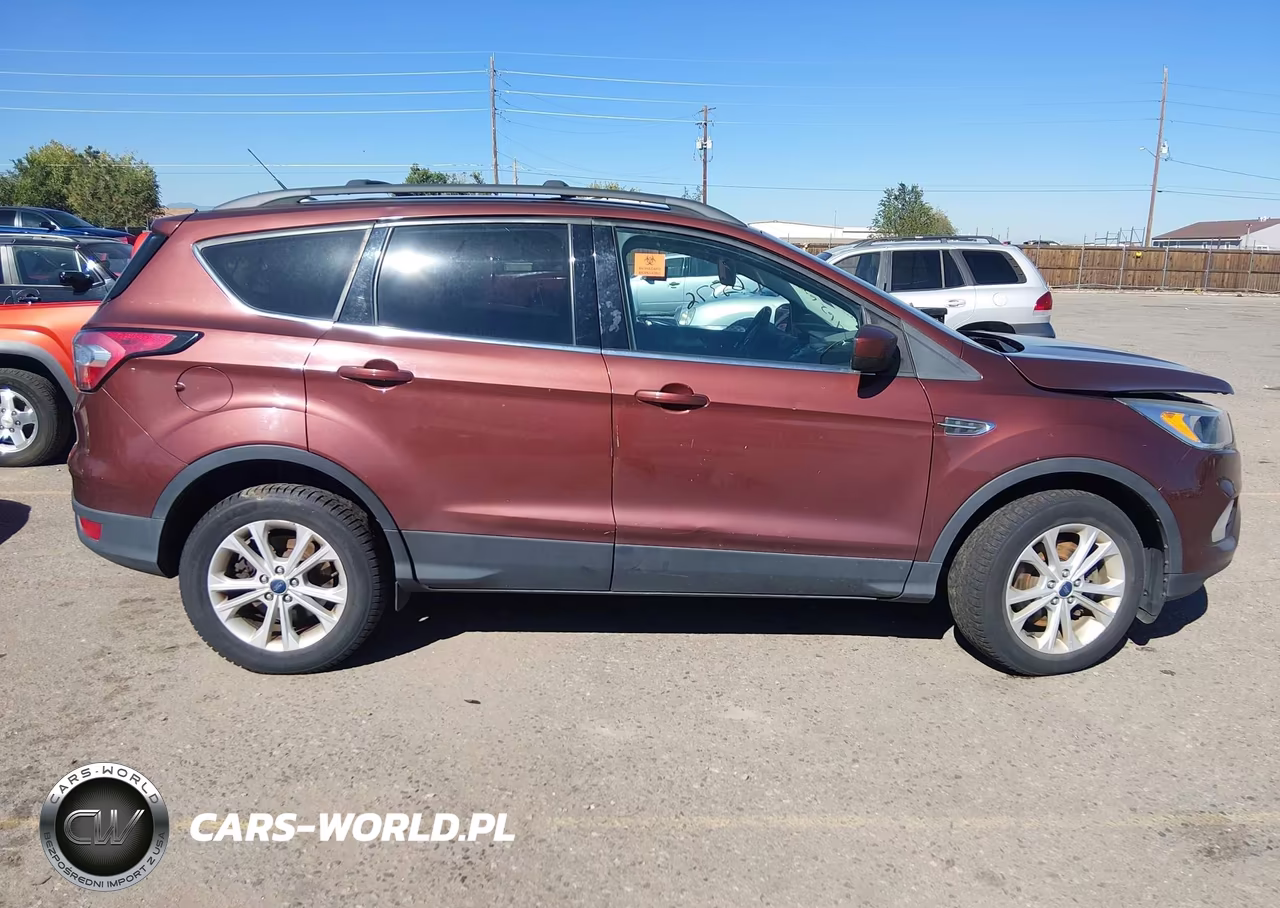 2018 Ford Escape Se VIN:1FMCU9GD6JUB76474 - 13
