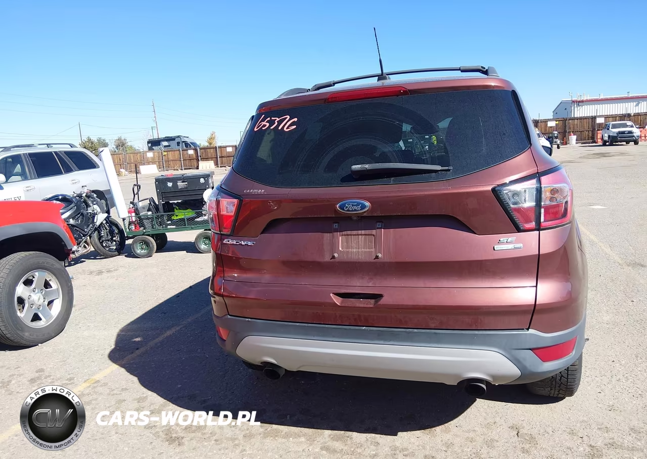 2018 Ford Escape Se VIN:1FMCU9GD6JUB76474 - 16