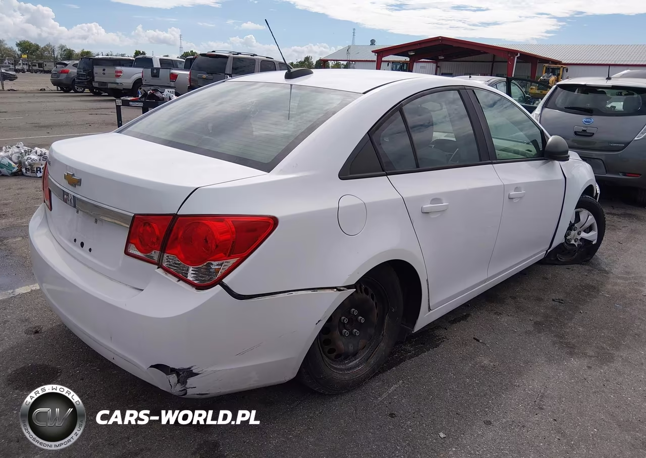 2016 Chevrolet Cruze Limited Ls VIN:1G1PC5SH7G7220302 - 4