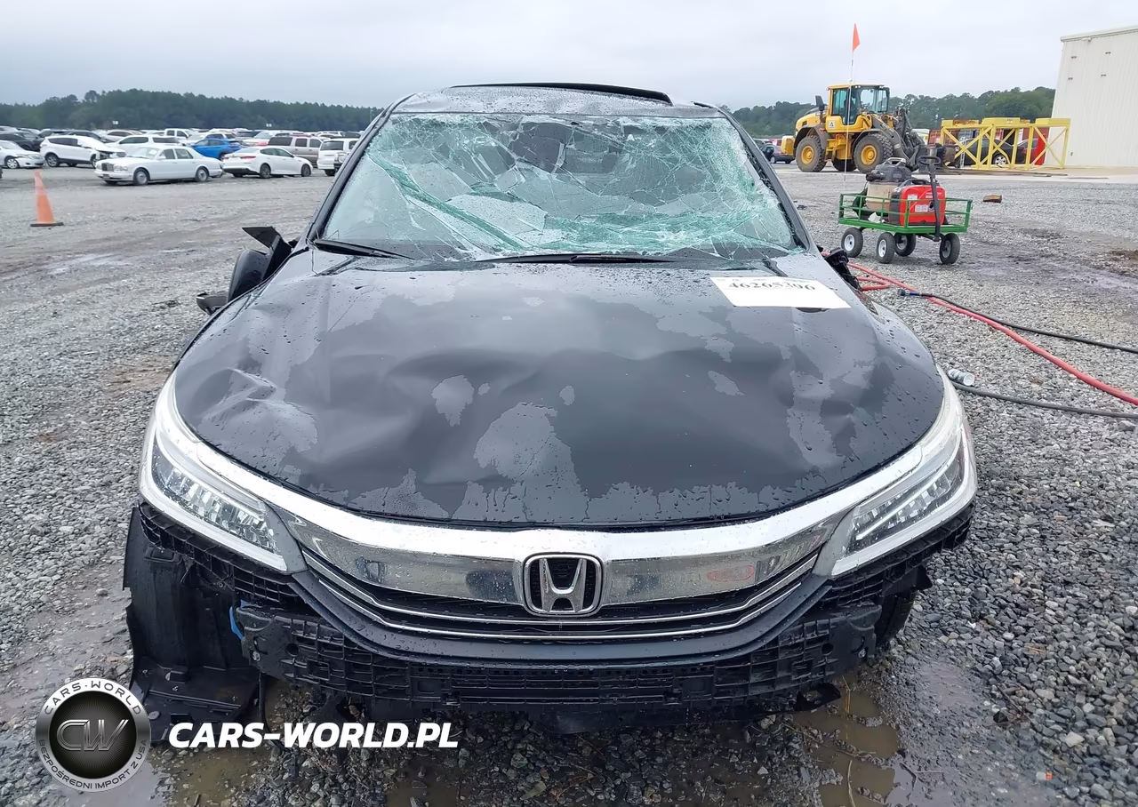 2017 Honda Accord Touring V6 VIN:1HGCR3F90HA035302 - 11