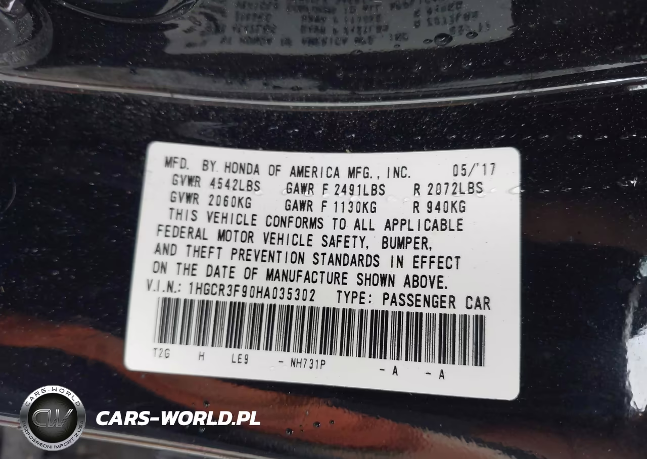 2017 Honda Accord Touring V6 VIN:1HGCR3F90HA035302 - 9