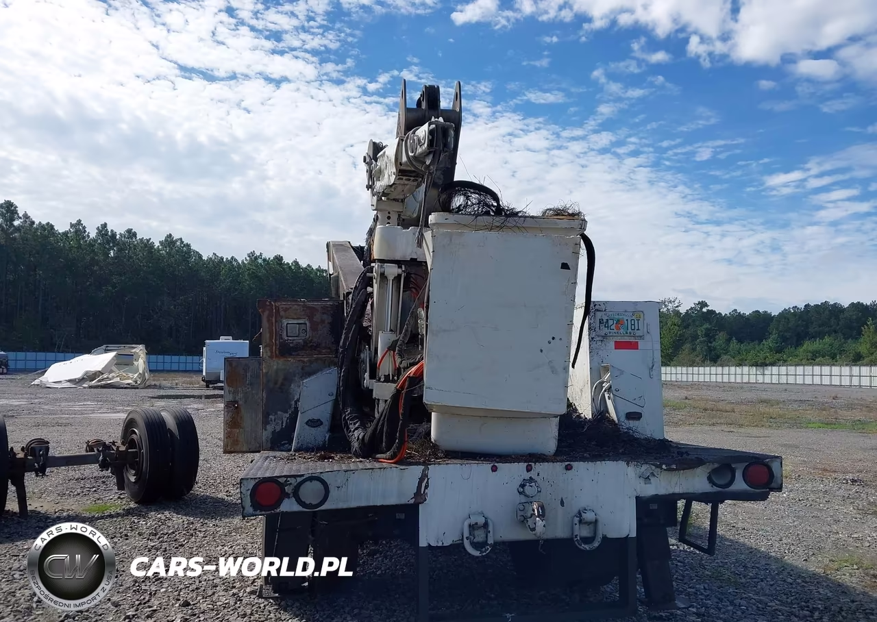 2011 Freightliner M2 106 Medium Duty VIN:1FVACXDT9BDAY3813 - 8