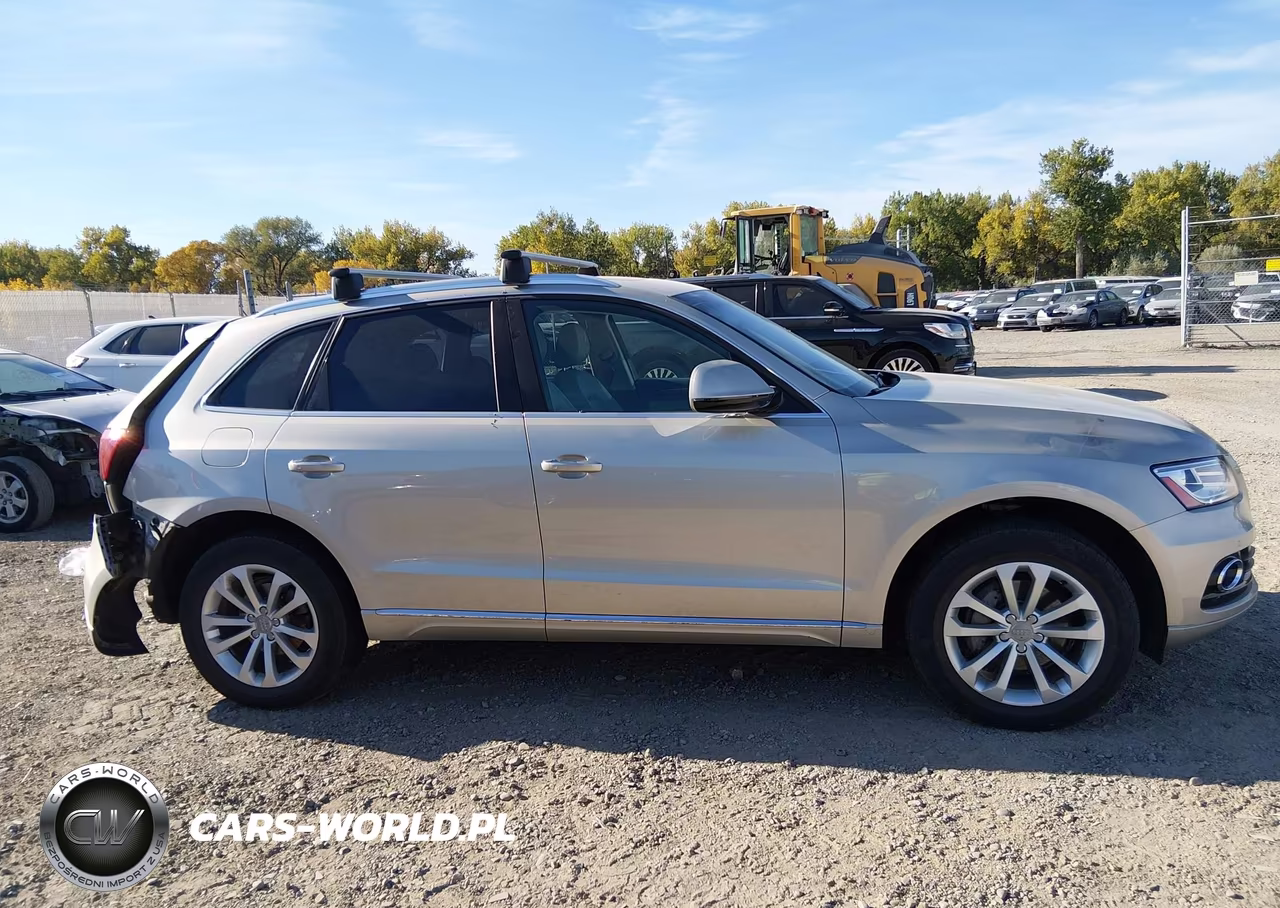 2016 Audi Q5 2.0T Premium VIN:WA1L2AFP7GA089338 - 14