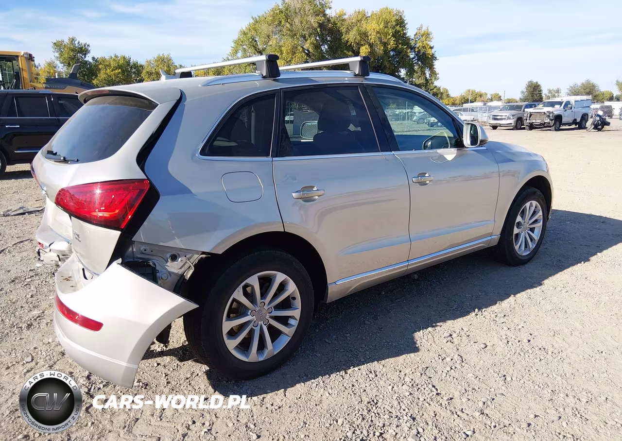 2016 Audi Q5 2.0T Premium VIN:WA1L2AFP7GA089338 - 4