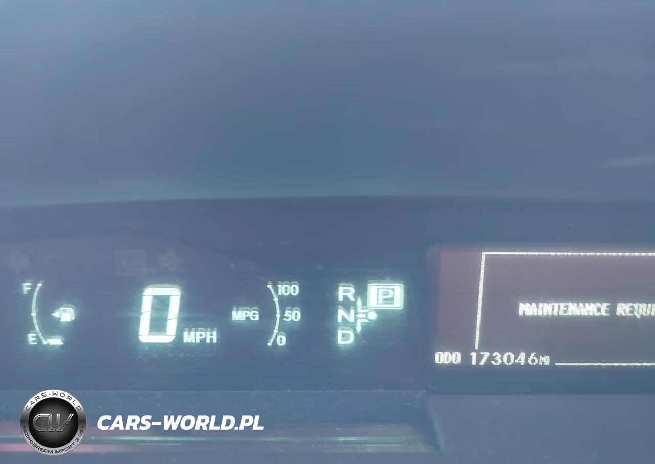 2015 Toyota Prius Two VIN:JTDKN3DU5F0473751 - 7