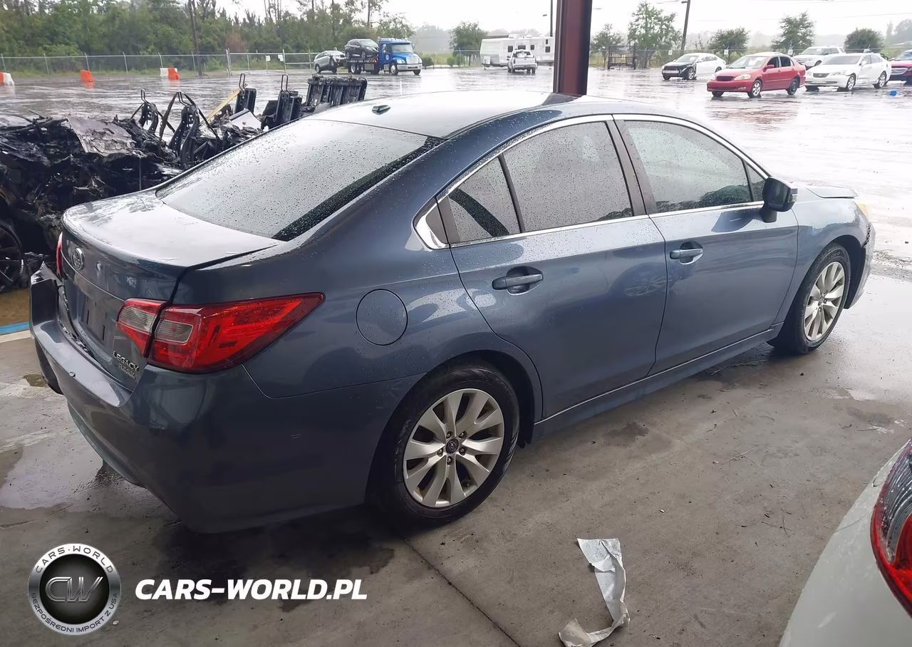 2015 Subaru Legacy 2.5I Premium VIN:4S3BNAH62F3002140 - 4