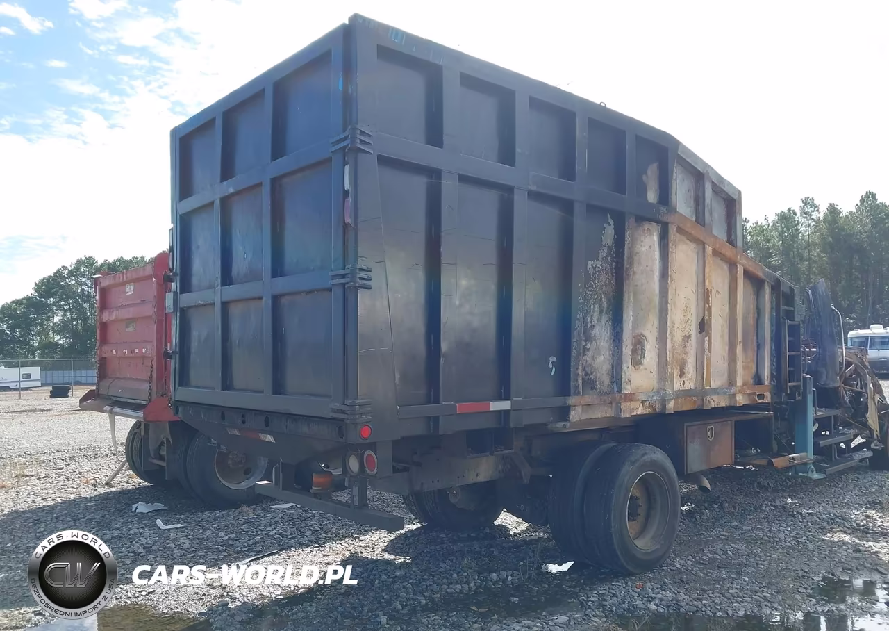 2009 Freightliner M2 With Boom 106 Heavy Duty VIN:1FVAC3BS59HAM1189 - 4