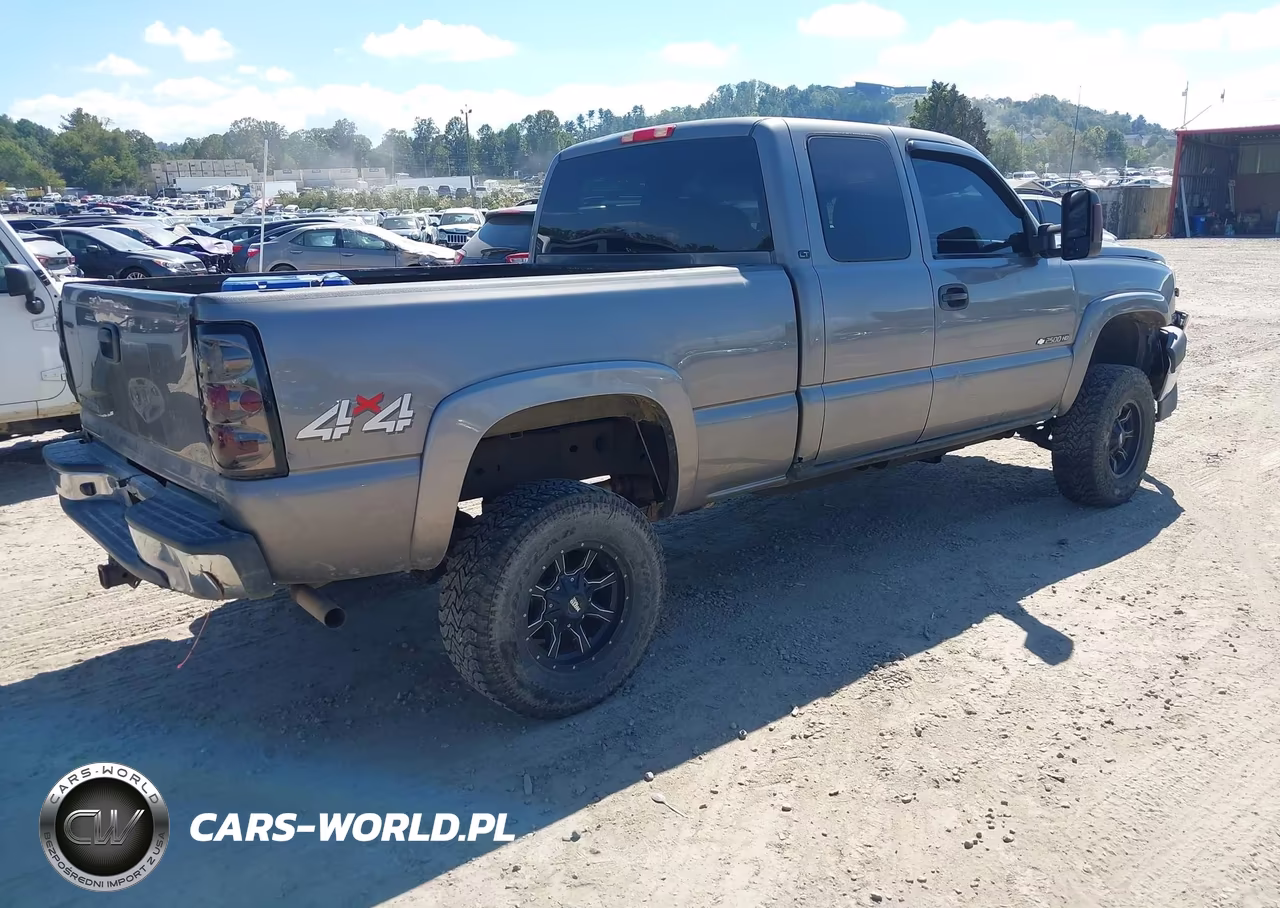2007 Chevrolet Silverado 2500Hd Classic Lt1 VIN:1GCHK29U87E198189 - 4