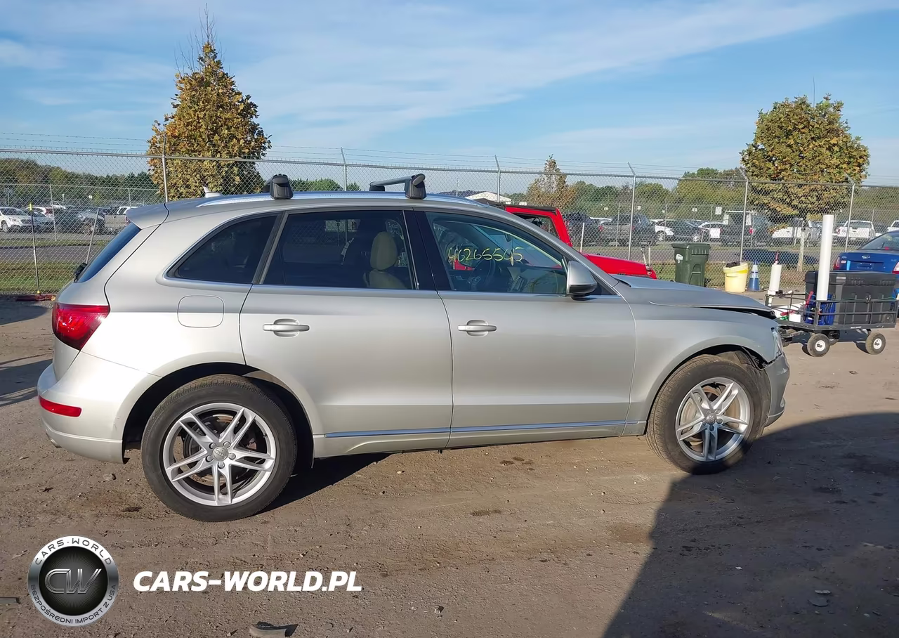 2014 Audi Q5 2.0T Premium VIN:WA1LFAFP0EA104263 - 13
