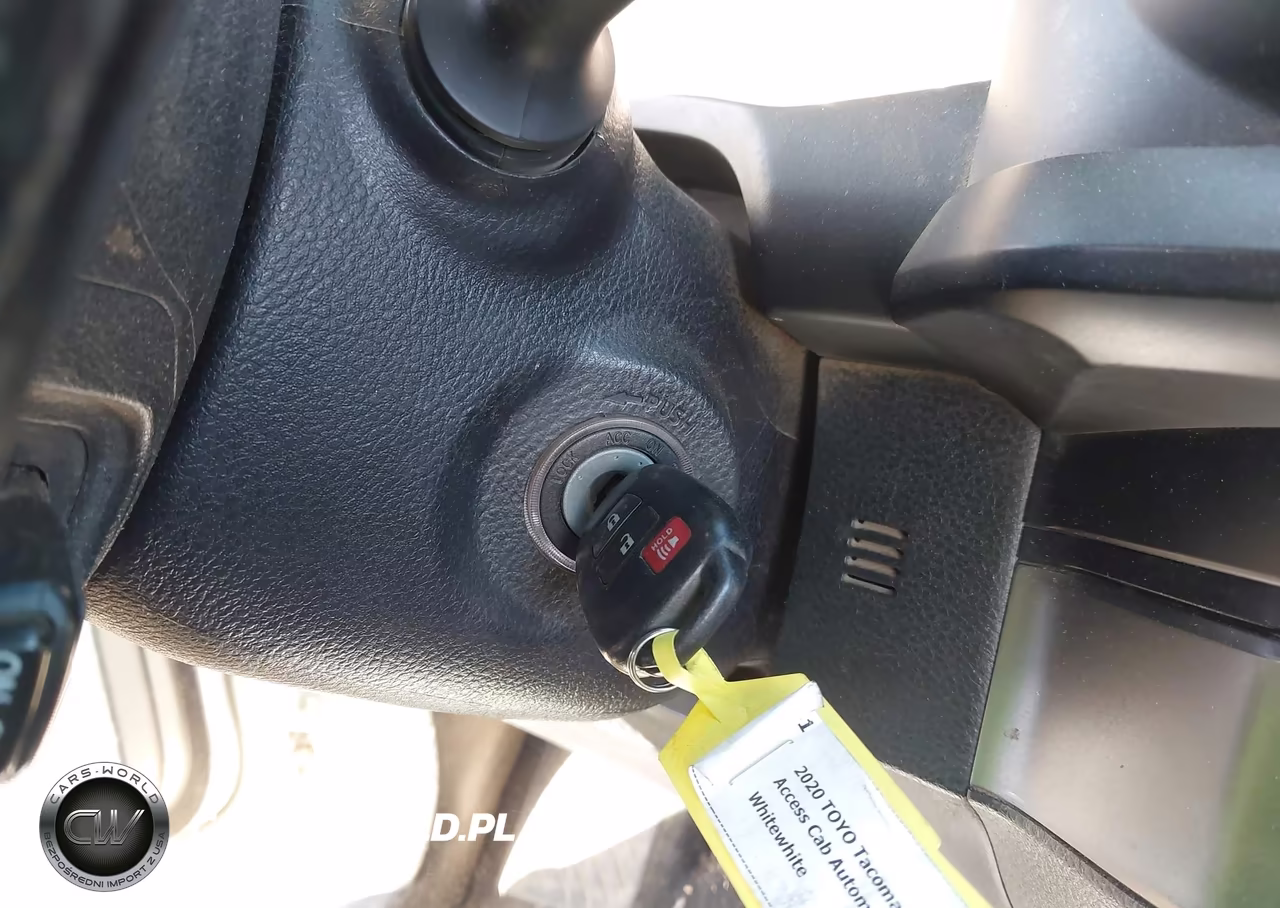 2020 Toyota Tacoma Sr VIN:3TYRX5GN6LT000673 - 11