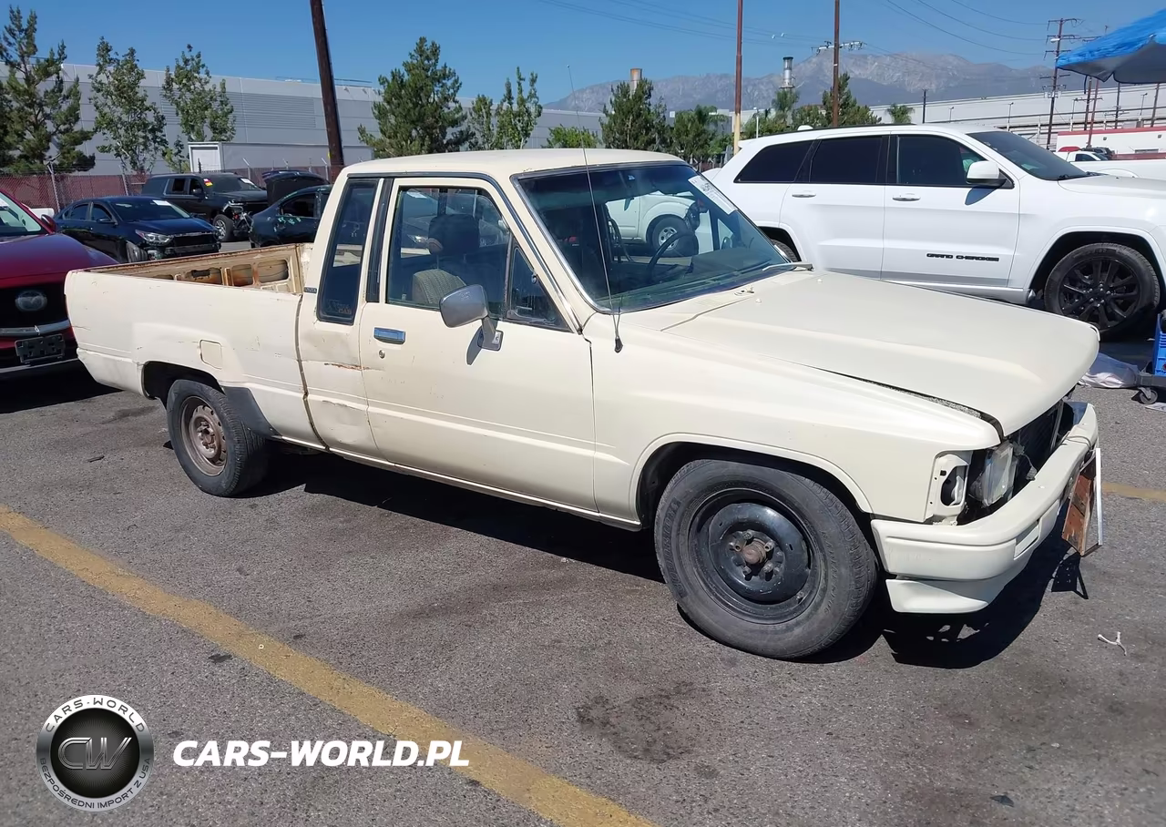 1985 Toyota Pickup Xtracab Rn56 Dlx