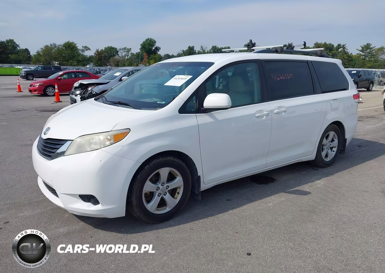2011 Toyota Sienna Le V6 VIN:5TDKK3DC4BS066379 - 2