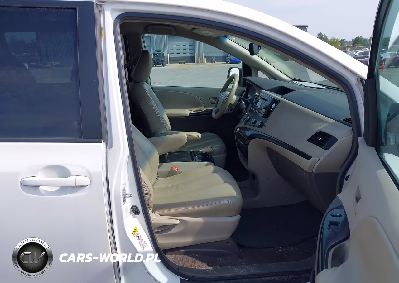 2011 Toyota Sienna Le V6 VIN:5TDKK3DC4BS066379 - 5