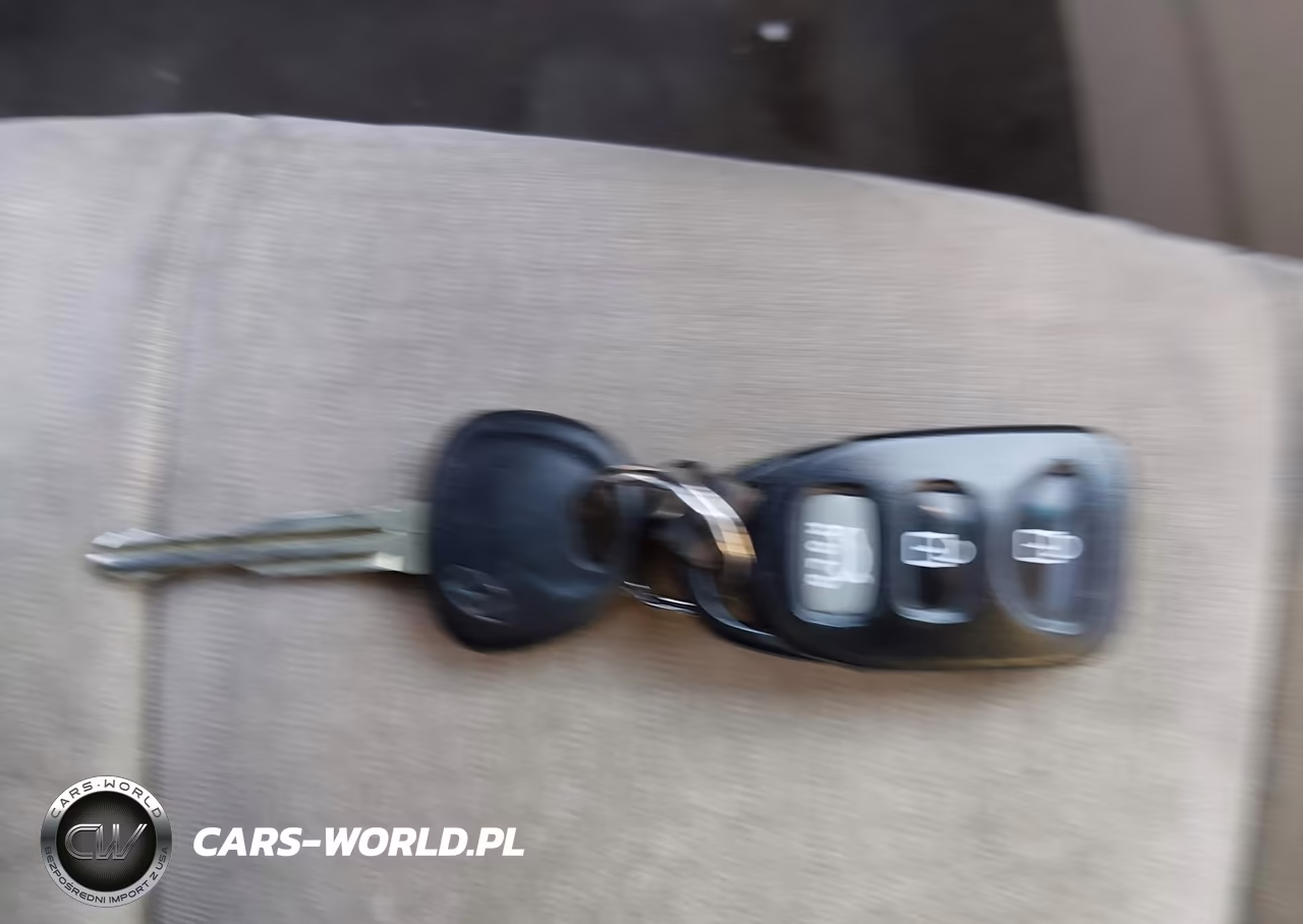 2009 Hyundai Elantra Gls VIN:KMHDU46D69U704048 - 11
