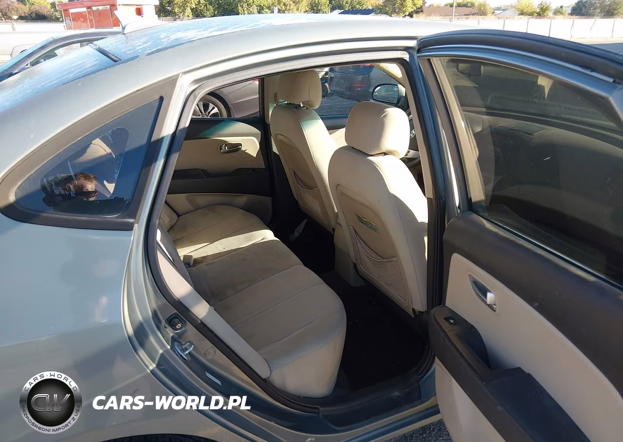 2009 Hyundai Elantra Gls VIN:KMHDU46D69U704048 - 8