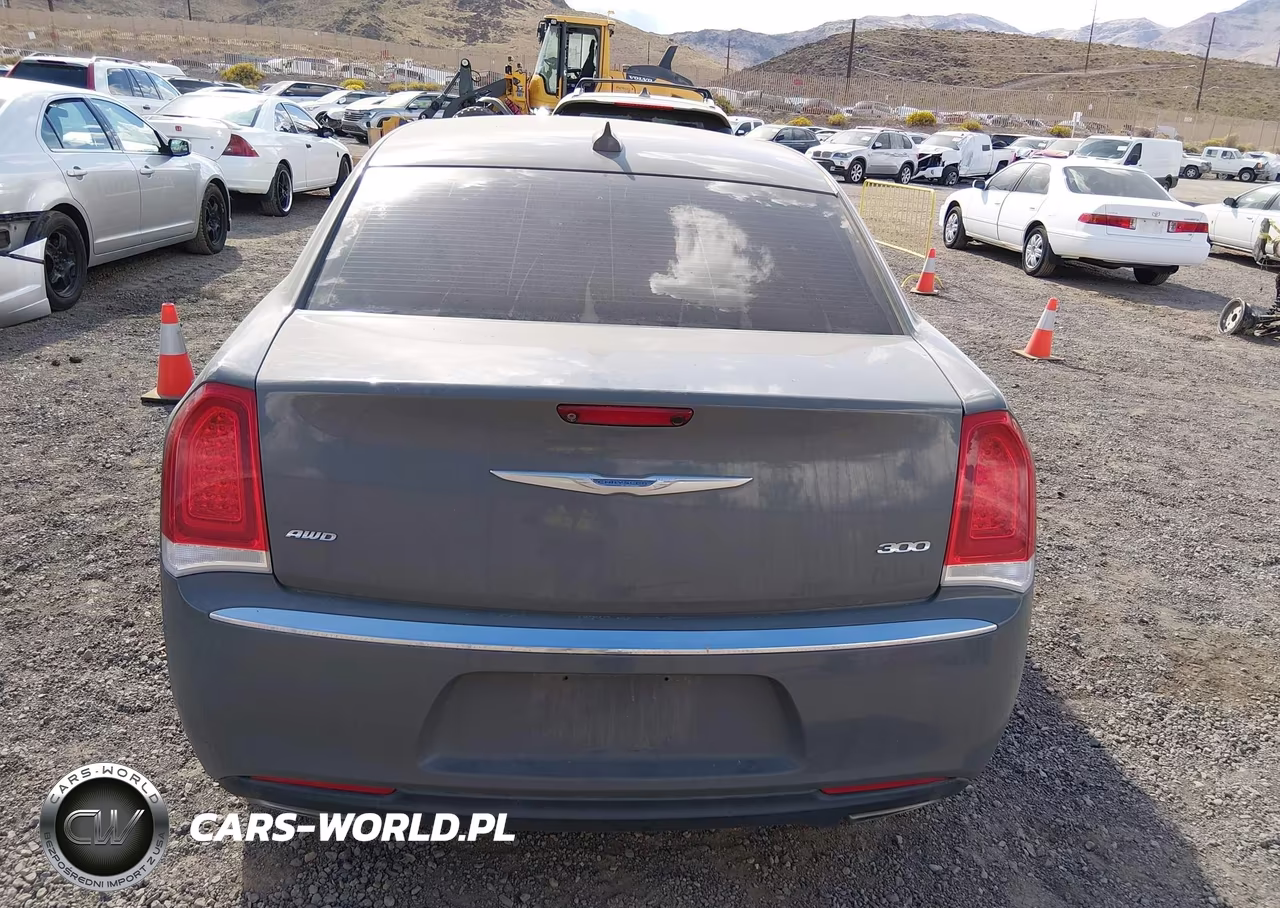 2018 Chrysler 300 Limited Awd VIN:2C3CCAKG4JH201986 - 16