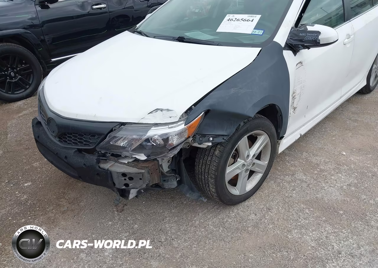 2014 Toyota Camry Se VIN:4T1BF1FK5EU785259 - 17