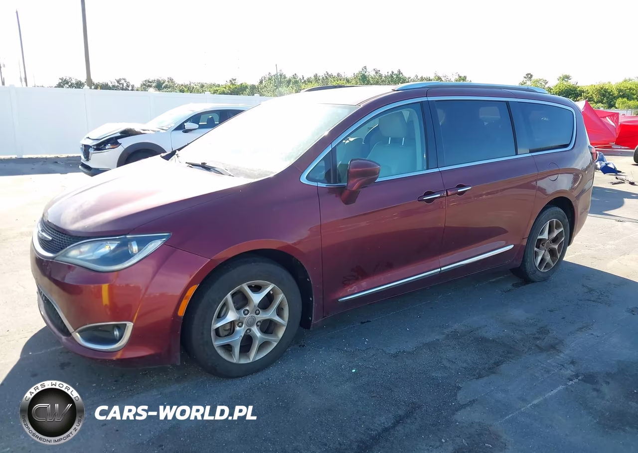 2017 Chrysler Pacifica Touring-L Plus VIN:2C4RC1EG1HR541716 - 2