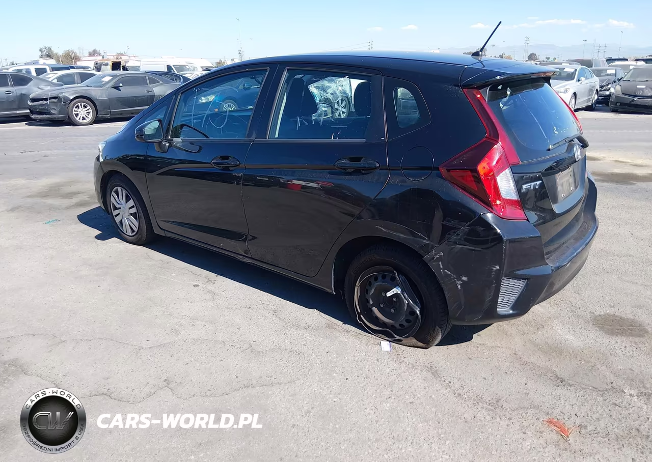 2015 Honda Fit Lx VIN:3HGGK5H58FM717677 - 3
