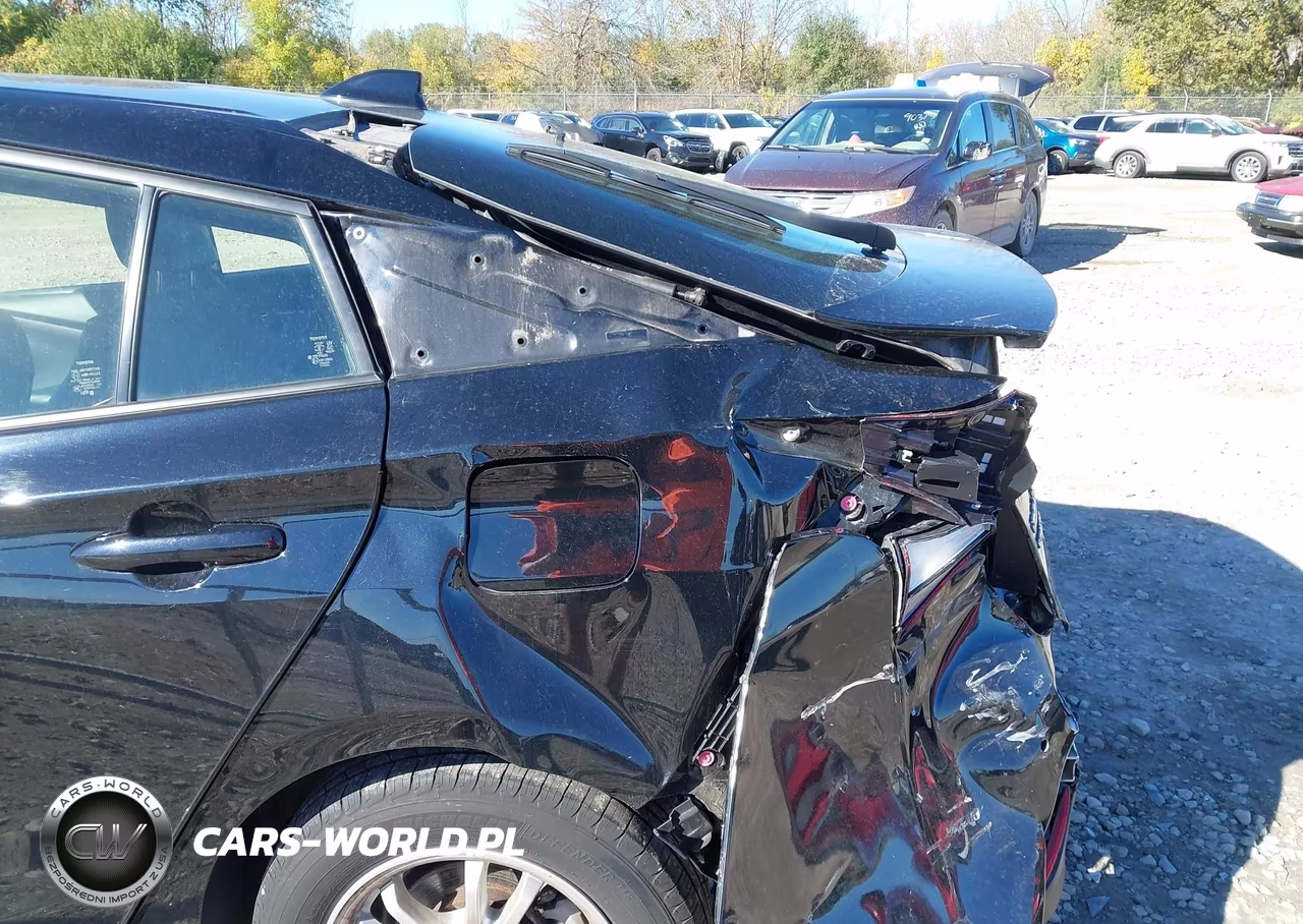 2022 Toyota Prius Xle Awd-E VIN:JTDL9MFU3N3041541 - 6