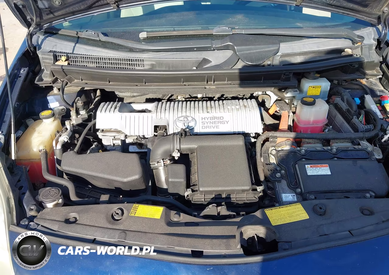 2013 Toyota Prius Two VIN:JTDKN3DU4D1651088 - 10