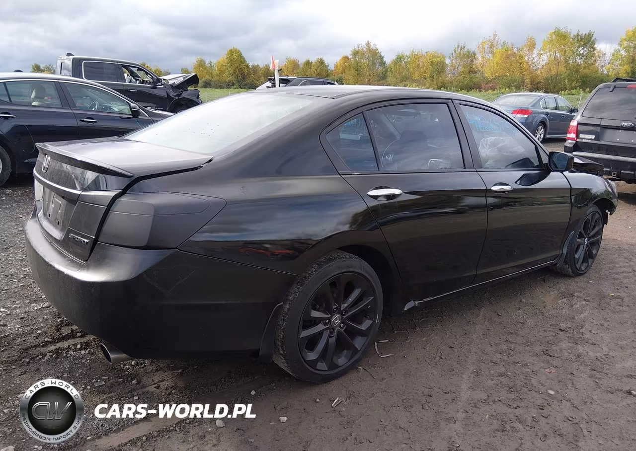 2015 Honda Accord Sport VIN:1HGCR2F51FA238980 - 4