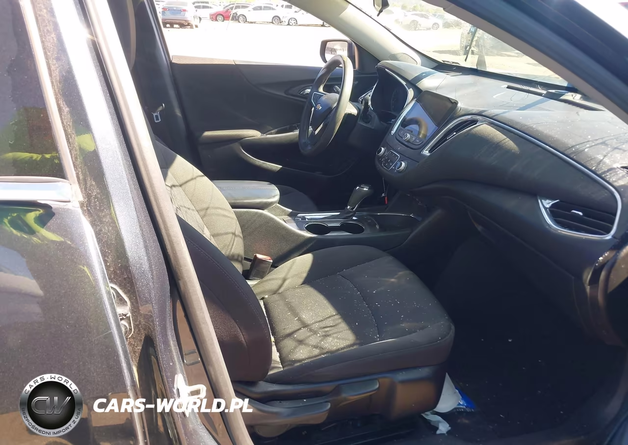 2019 Chevrolet Malibu Lt VIN:1G1ZD5ST4KF117850 - 5