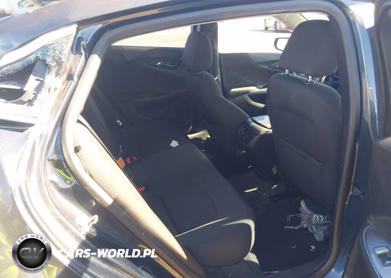 2019 Chevrolet Malibu Lt VIN:1G1ZD5ST4KF117850 - 8