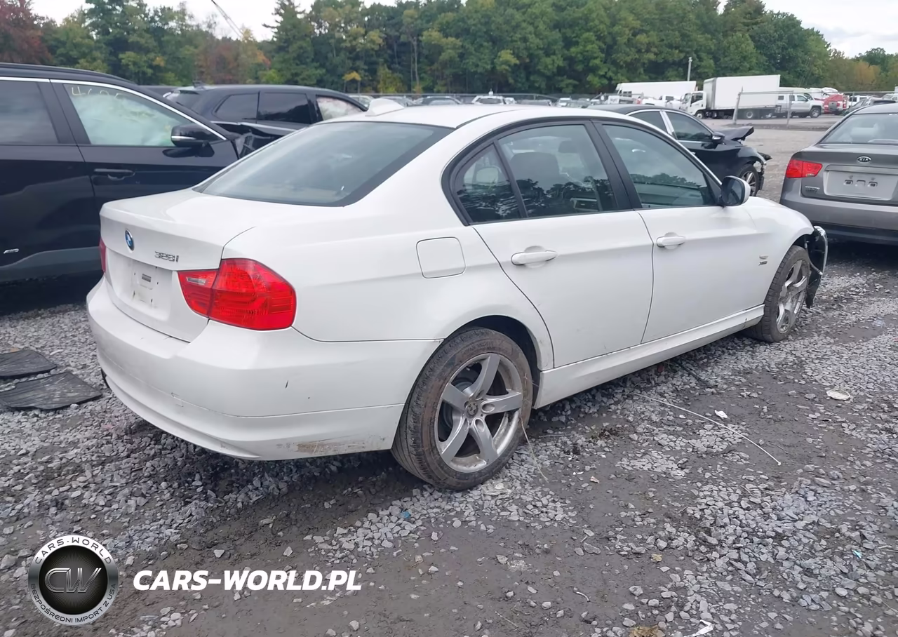 2009 BMW 328I xDrive VIN:WBAPK53549A645509 - 4